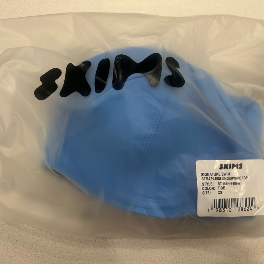 SKIMS Signature Swim Strapless Top